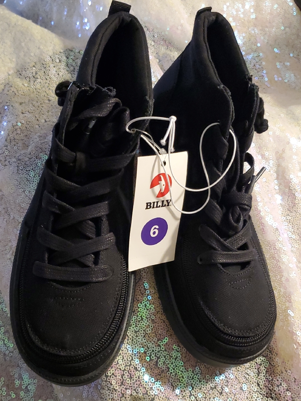 NWT BILLY Footwear Zippered Harmon Black Sneakers Kids Size 6